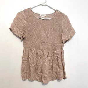 URBAN ROMANTICS URBAN OUTFITTERS UO Taupe Speckled Short Sleeve Smocked Blouse S